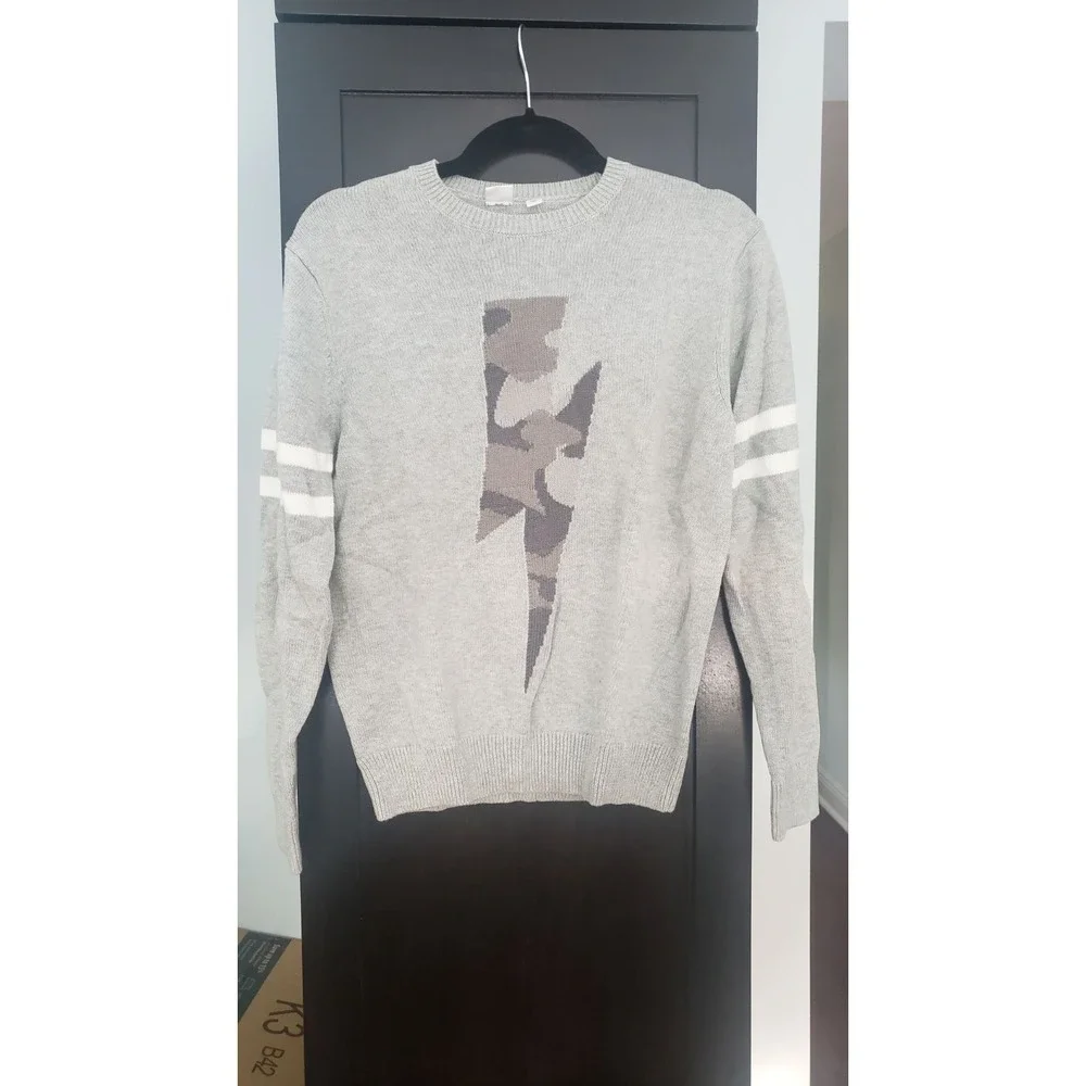 Boys‎ sweater